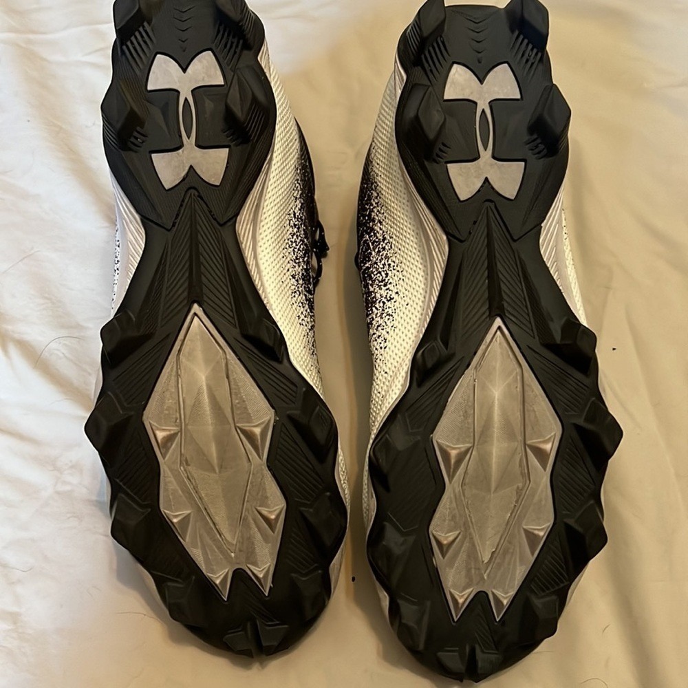 Under Armour Men's Lockdown 2.0 Mid Football Cleats 3025083‎ size 11.5 - Picture 6 of 10